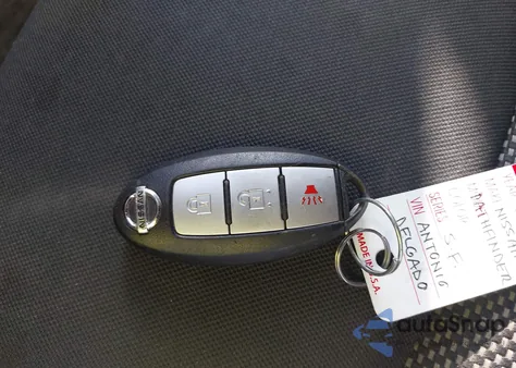 2018 Nissan Pathfinder S z USA, uszkodzony, nr VIN 5N1DR2MN3JC628185